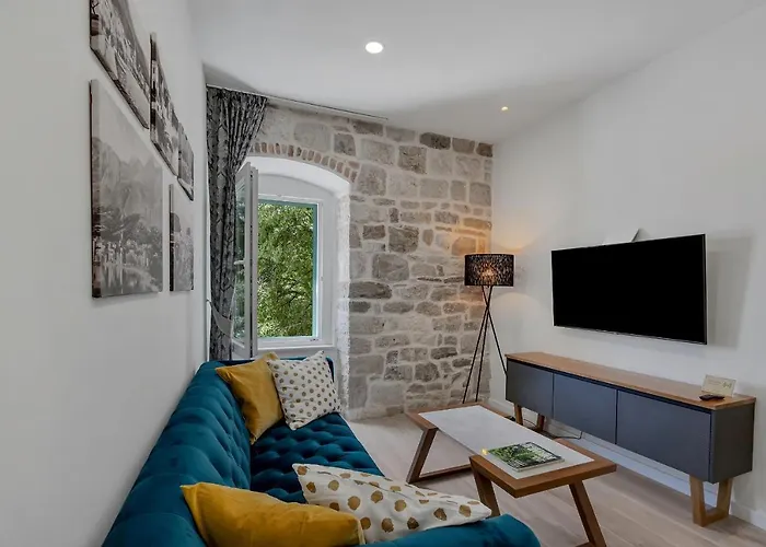 Marineta Apartment *