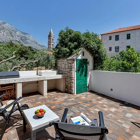 Marineta Daire Makarska